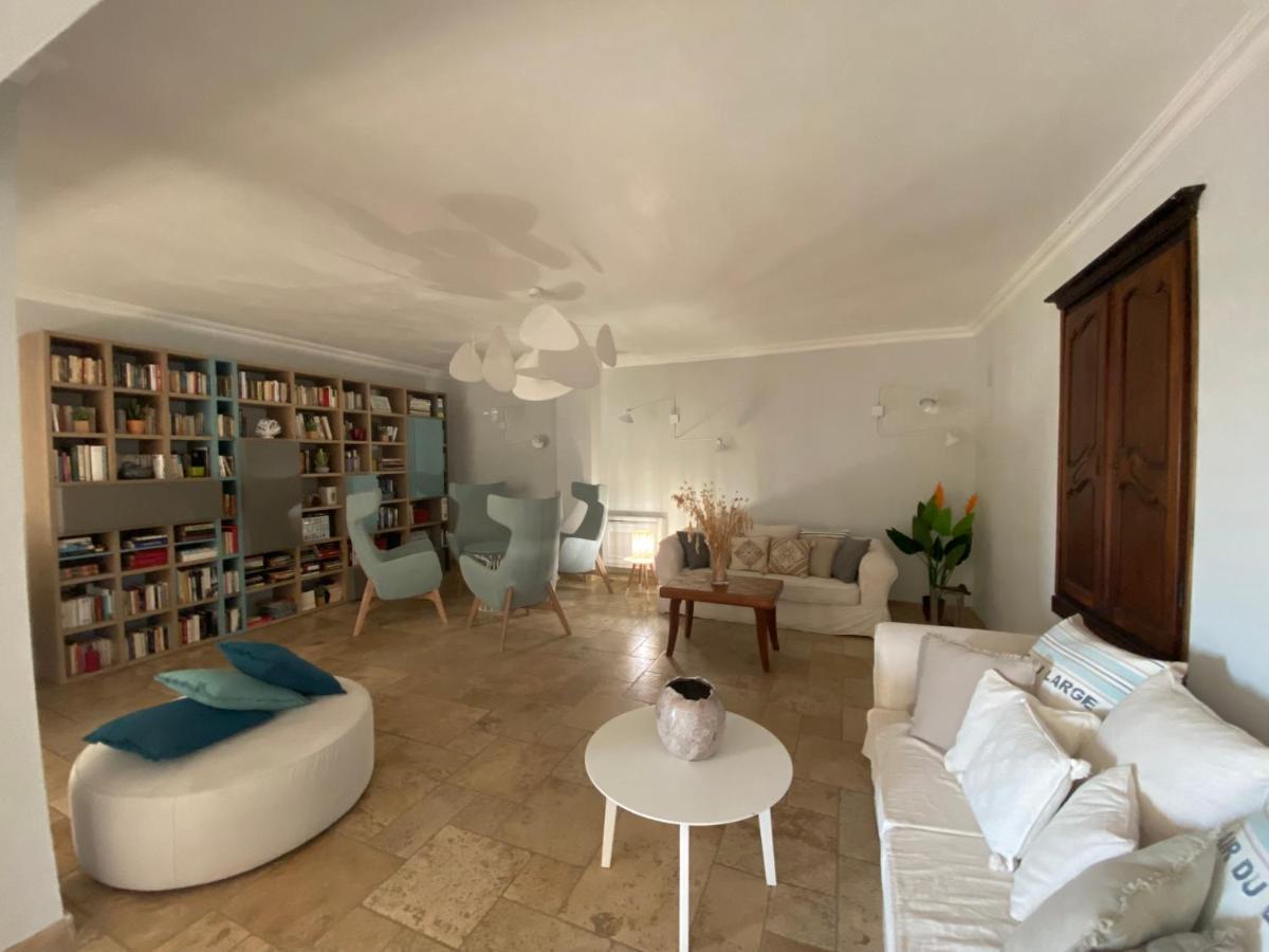 Hotel La Lagune 루키아나 외부 사진